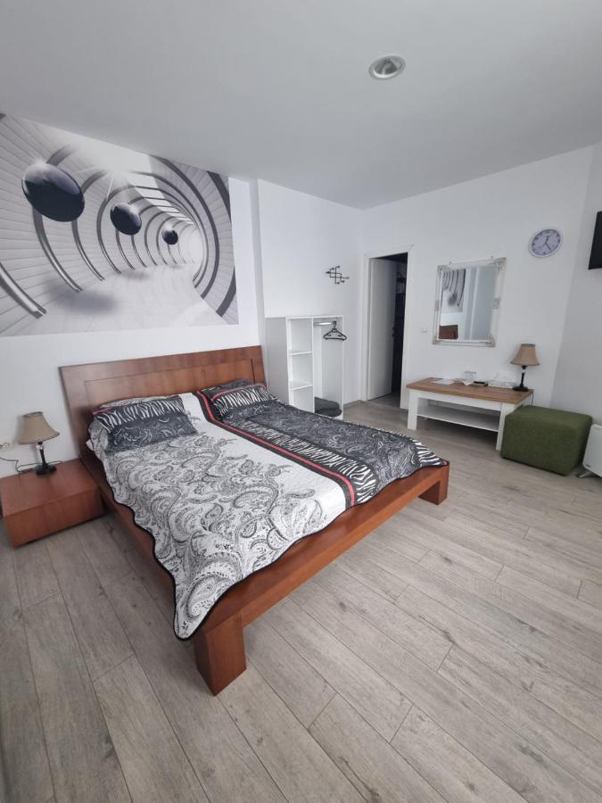 Casa Musceleana Hotel Campulung Ngoại thất bức ảnh