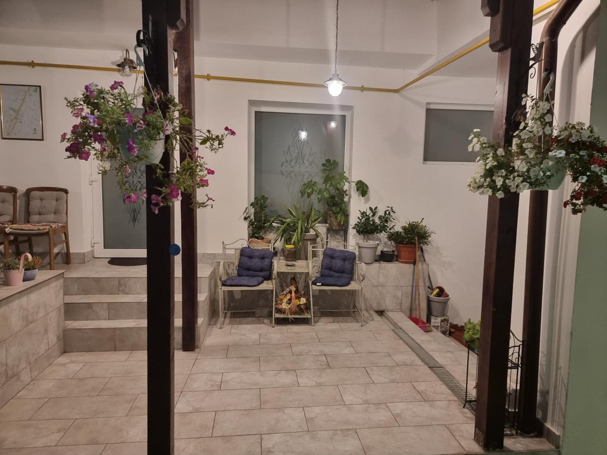 Casa Musceleana Hotel Campulung Ngoại thất bức ảnh