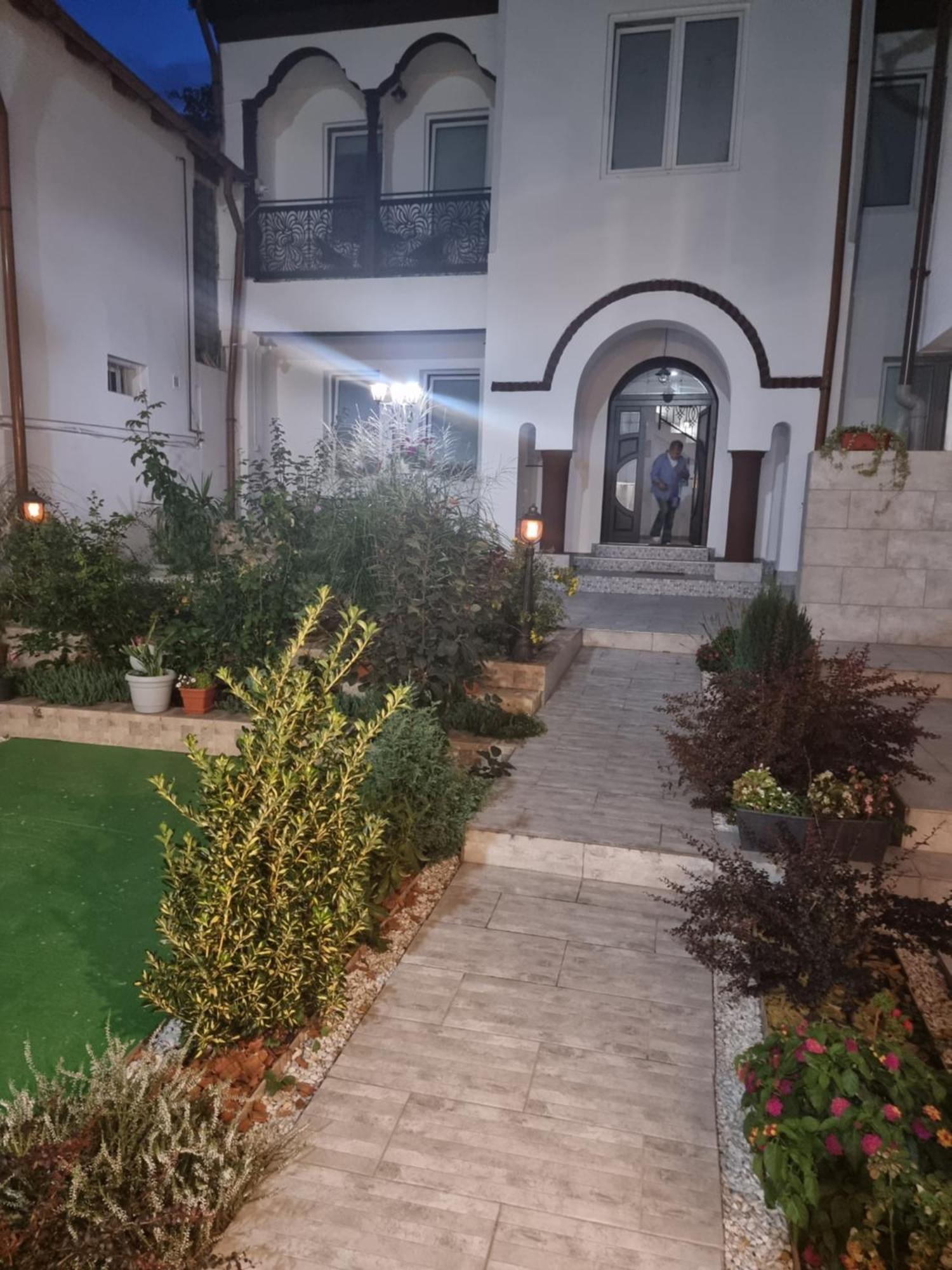 Casa Musceleana Hotel Campulung Ngoại thất bức ảnh