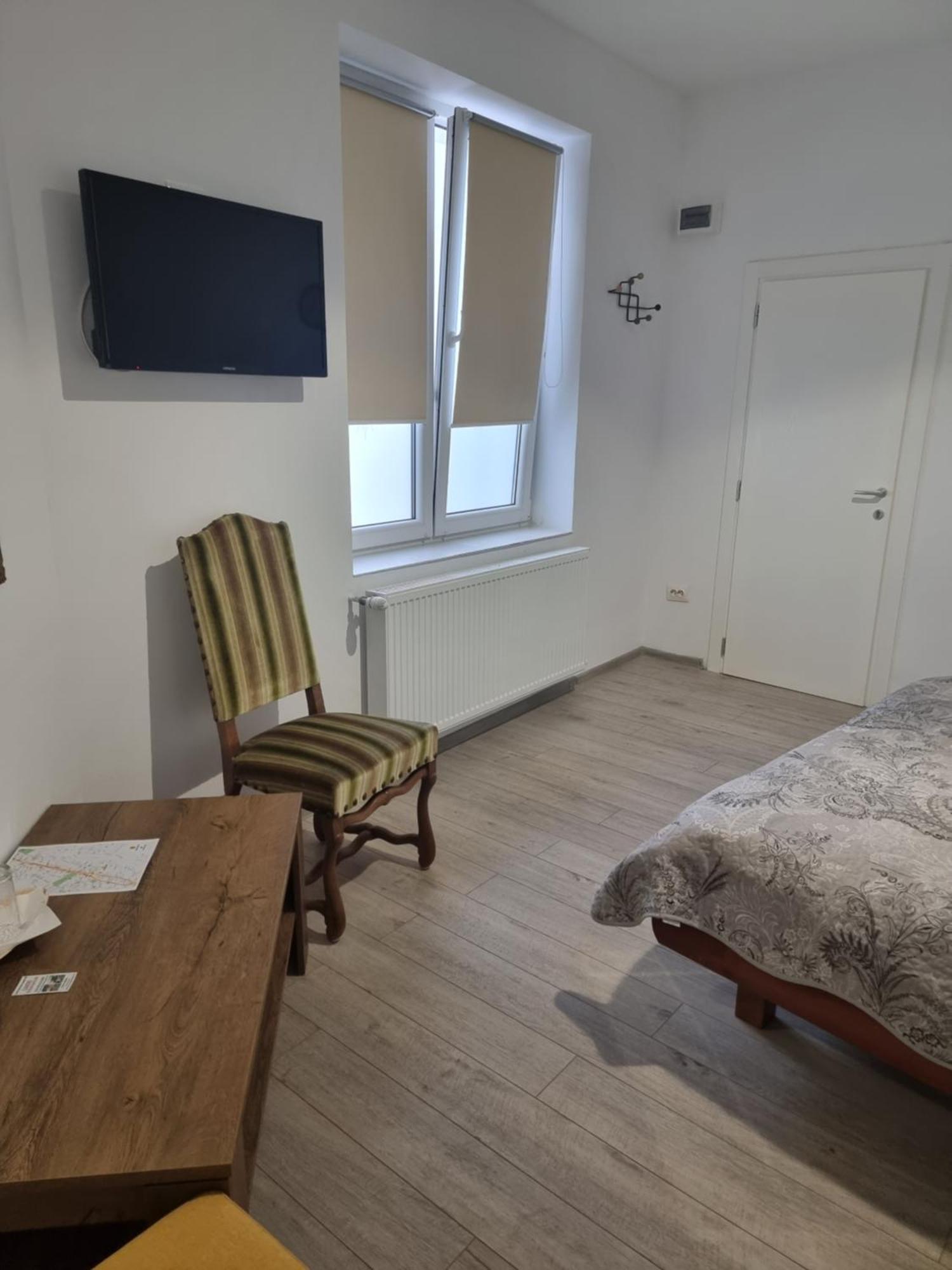 Casa Musceleana Hotel Campulung Ngoại thất bức ảnh