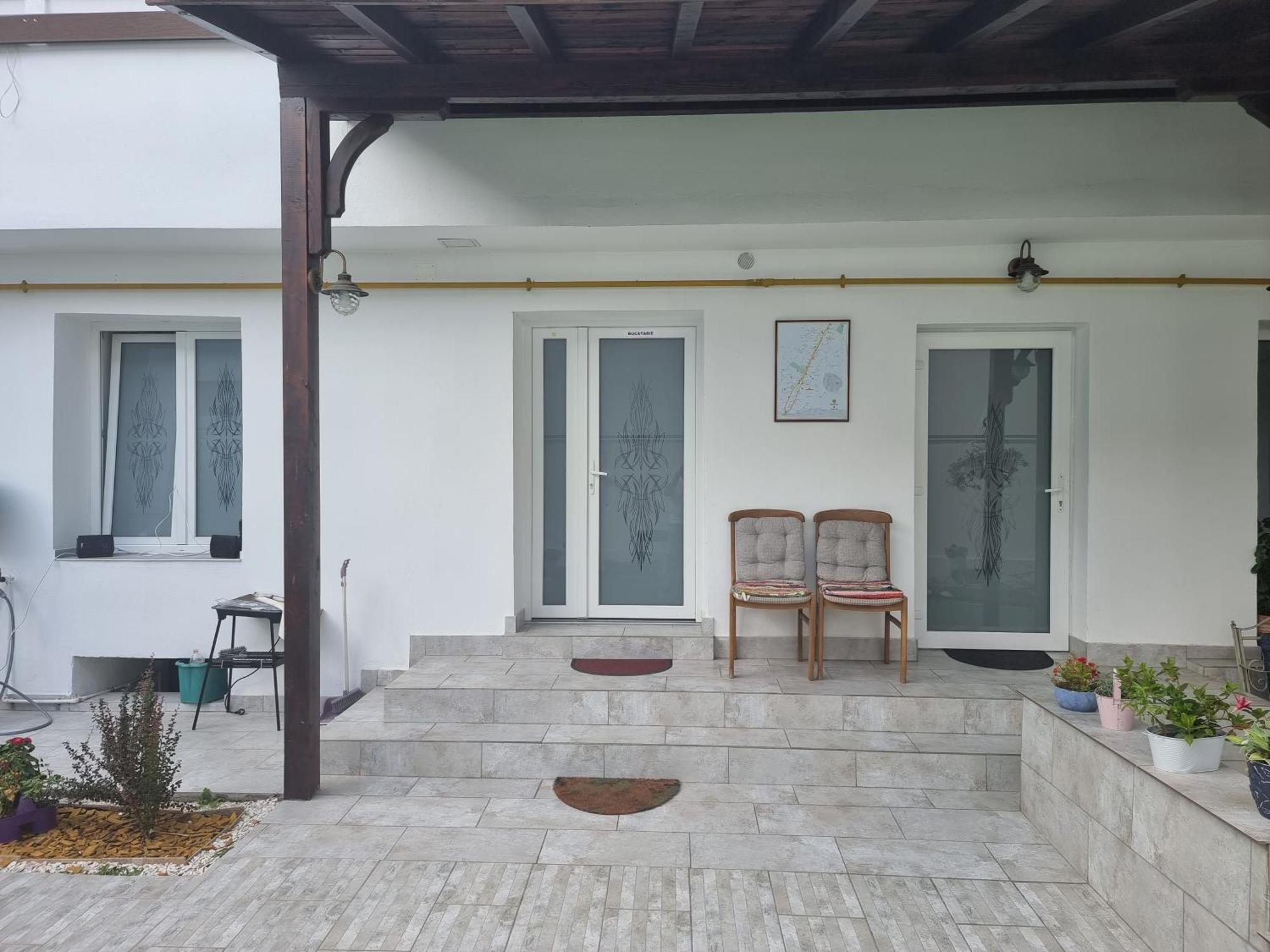 Casa Musceleana Hotel Campulung Ngoại thất bức ảnh