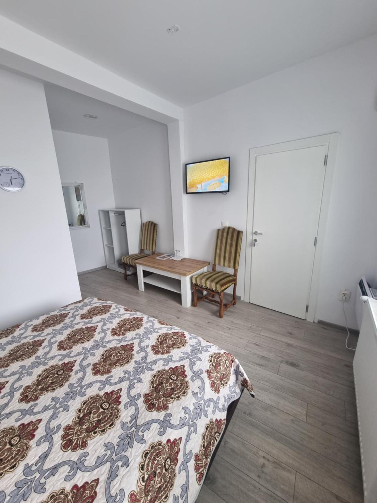 Casa Musceleana Hotel Campulung Ngoại thất bức ảnh