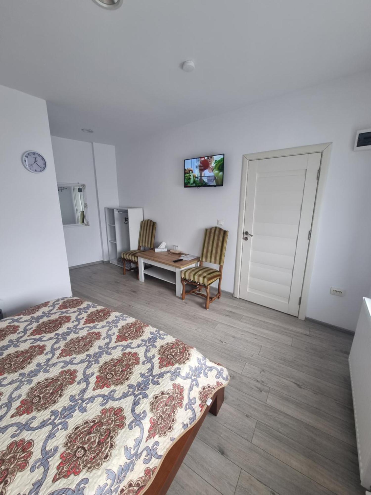 Casa Musceleana Hotel Campulung Ngoại thất bức ảnh