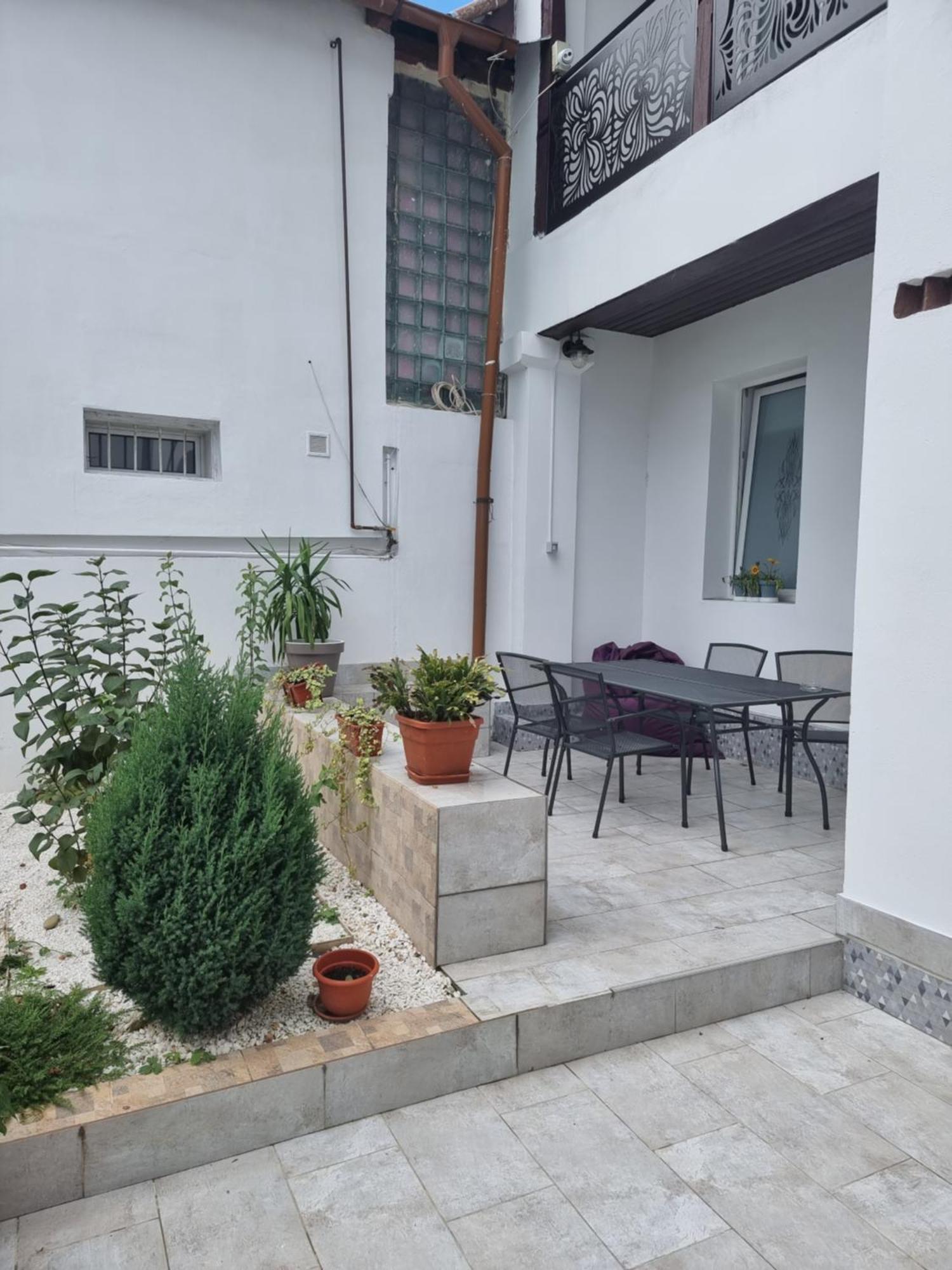 Casa Musceleana Hotel Campulung Ngoại thất bức ảnh