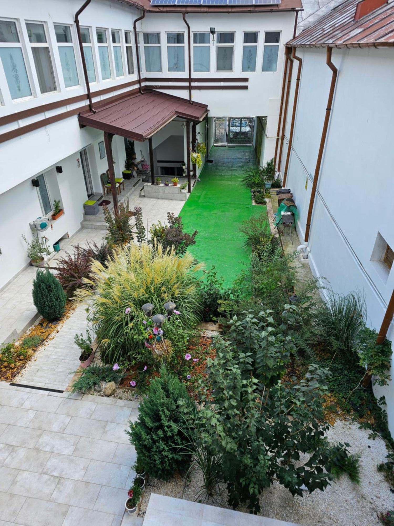 Casa Musceleana Hotel Campulung Ngoại thất bức ảnh